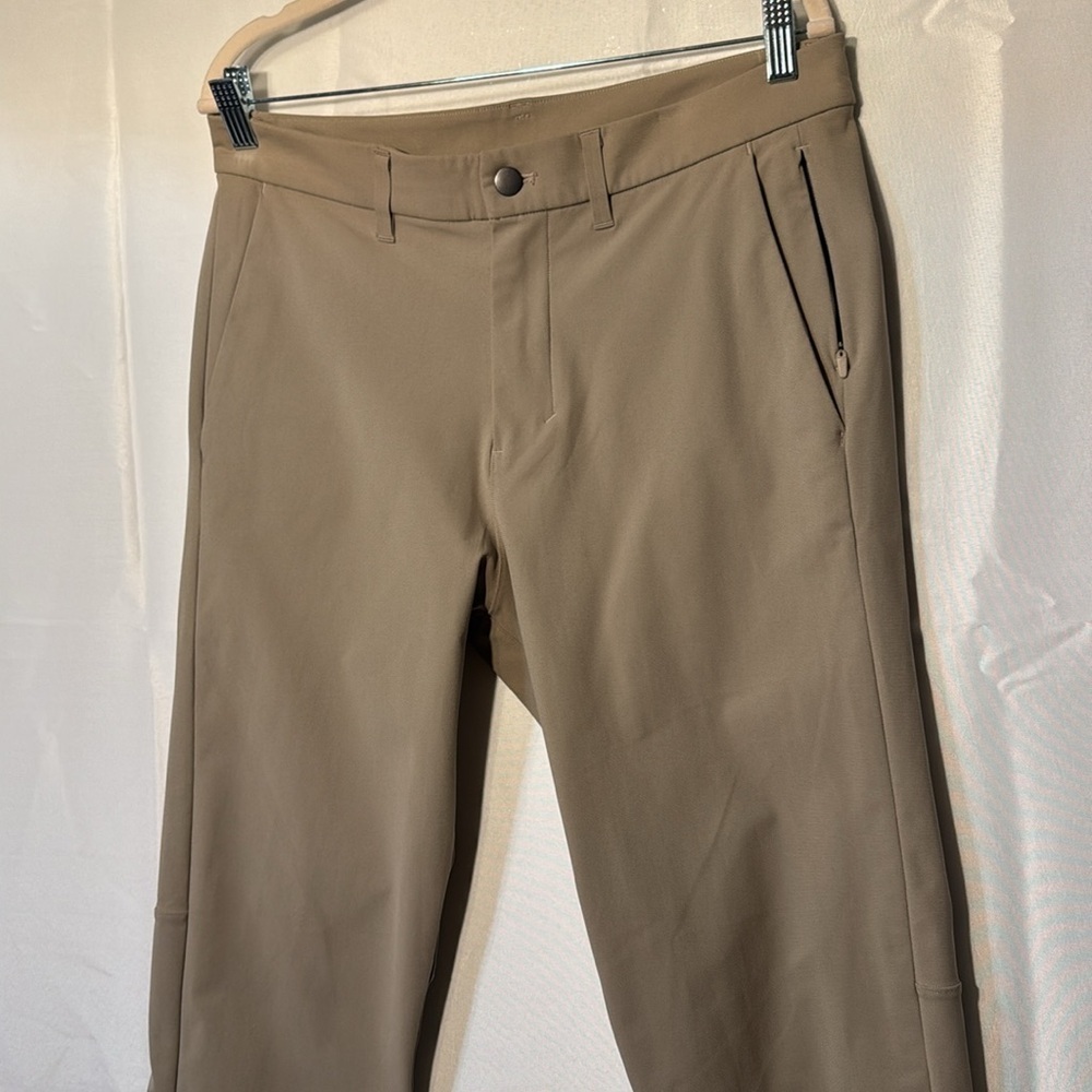 Lululemon Commission slim pants. Cropped trench color. Waist 32 - Picture 3 of 11